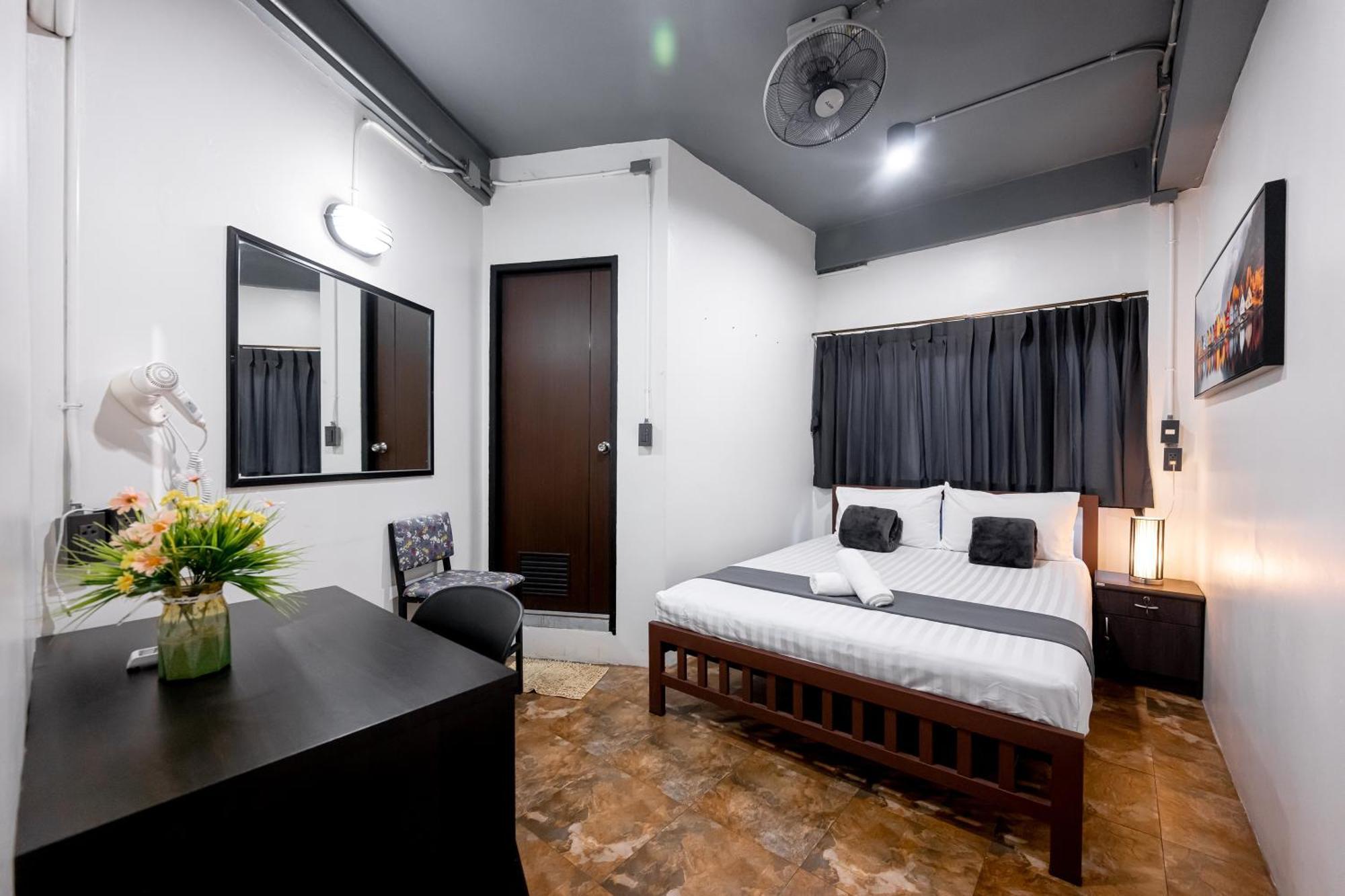 Vibes Albergue *